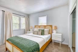 * SE Holgate (2825) *