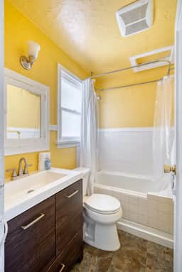 * SE Holgate (2825) * - Image 5
