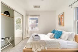 SE Belmont 1 (915) Small - Image 4