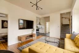 SE 24th (3324)