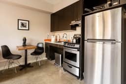 SE 19th [Asylum] 102 (1428) - Image 3