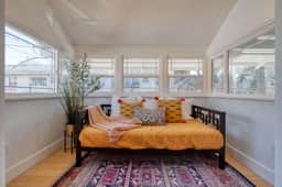 SE Belmont 1 (915)