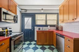 SE 25th [Towers] 1 (1426) - Image 3