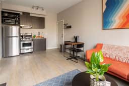 SE 19th [Asylum] 204 (1428)
