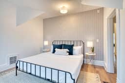 SE 12th 3 (1025) - Image 3