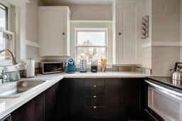 SE 26th 3 (911) - Image 3