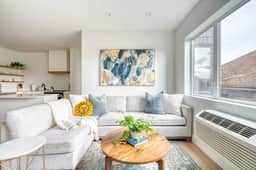 N Vancouver 302 (4980) (Small)