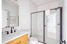 NE 56th (520) - Image 5