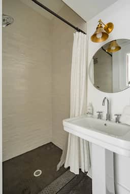 NW 23rd [Pomeroy] (1601) - Image 5