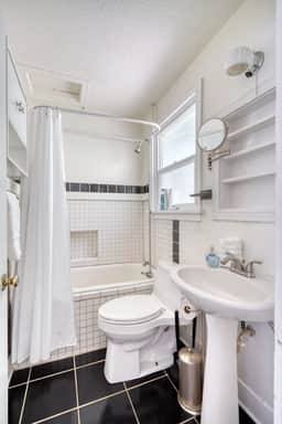 * SE Holgate (2829) *