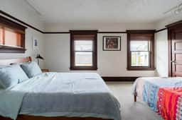 NE 11th (26) - Image 3