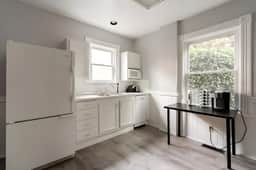 NE 11th (26) - Image 5