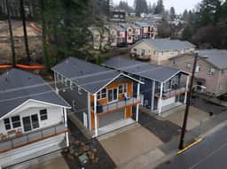 Vancouver Ave (541)