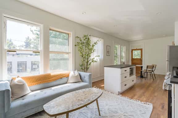 NW 23rd [Pomeroy] (2315) - Image 1