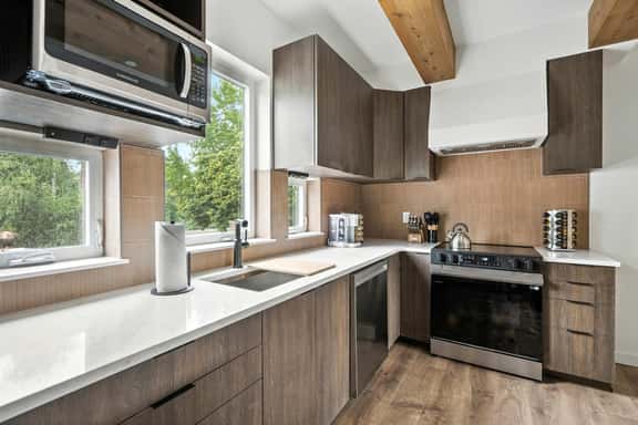 NE 23rd B & 2 (925) - Image 1