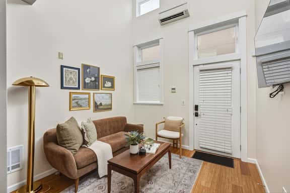 NW 19th [NORM] 8 (1415) - Image 1