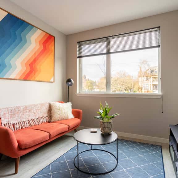 SE 19th [Asylum] 204 (1428) - Image 1