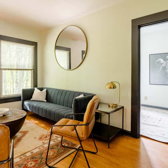 SE 25th [Towers] 4 (1426) - Image 1