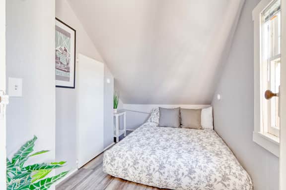 SE Cesar Chavez B (1613) - Image 4