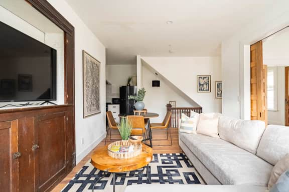 NW 23rd [Pomeroy] (1603)