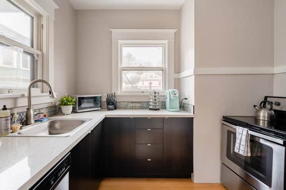 SE 26th 1 (911) - Image 4