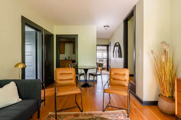 SE 25th [Towers] 4 (1426)