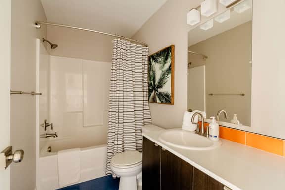 SE 19th [Asylum] 201 (1428) - Image 5