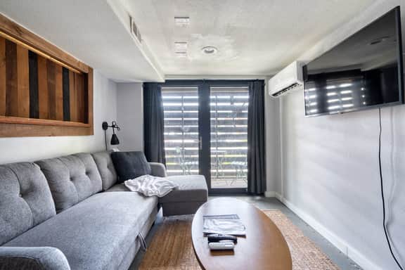 NW Northrup 2 (1616) Small
