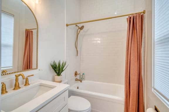 SE 12th 2 (1025) - Image 4