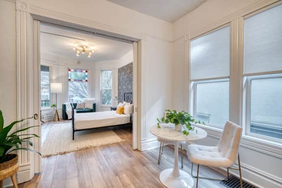 SE 12th 1 (1025) - Image 4