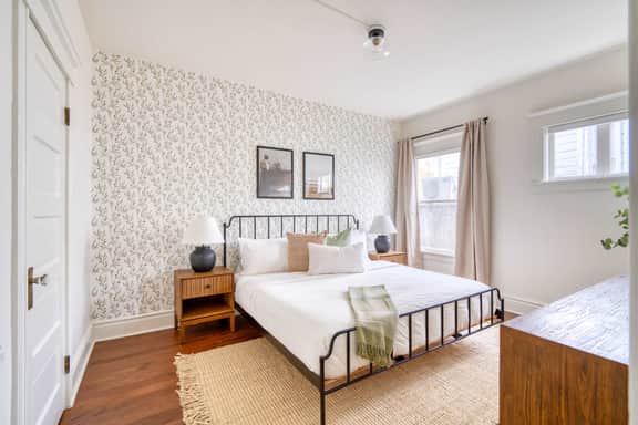 SE 12th (1036) - Image 4