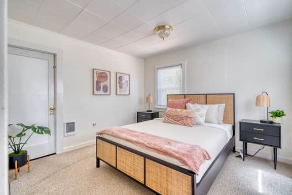 * SE Holgate (2829) *