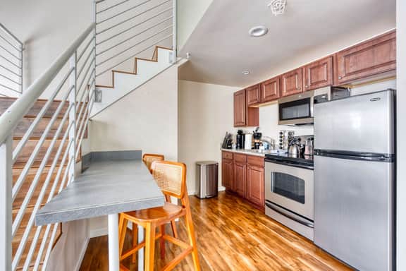 NW 19th [NORM] 11 (1415)