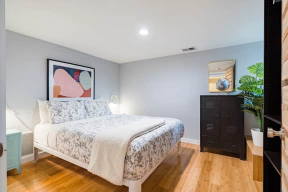 NW Northrup 1 & 2 (1616) - Image 4