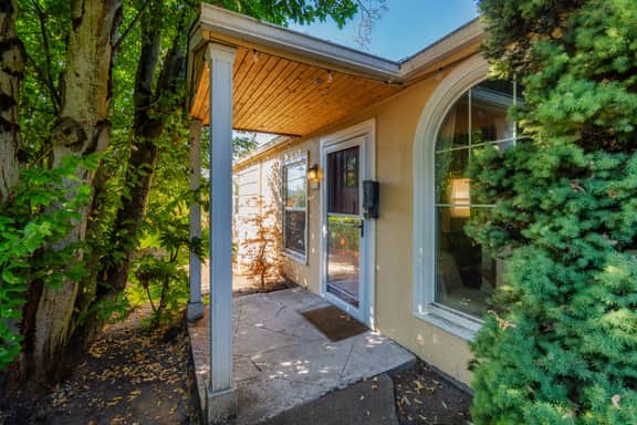 * SE Holgate (2825) * - Image 5