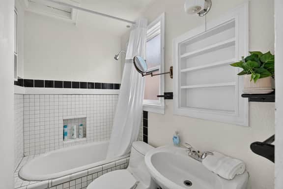 * SE Holgate (2829) * - Image 5