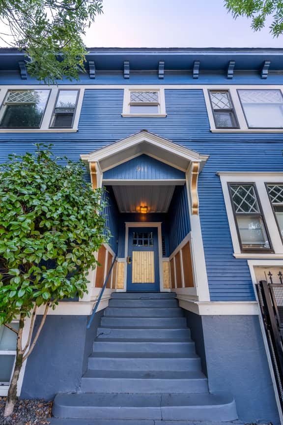 SE 26th 1 (911) - Image 4