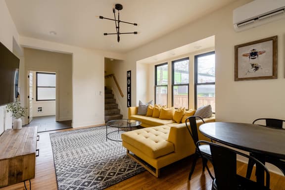 SE 24th (3324)