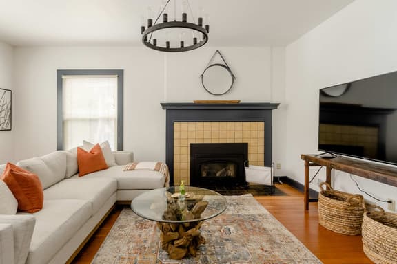 SE 25th [Towers] 2 (1426)