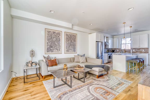NE 56th (508 & 512) - Image 1