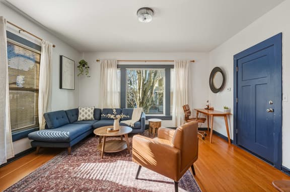 SE 25th [Towers] 1 (1426)