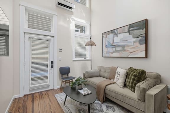 NW 19th [NORM] 7 (1415) - Image 1